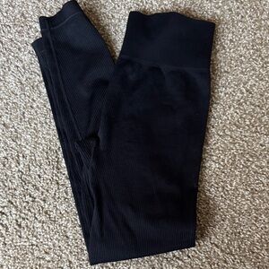 Amazon OQQ Black Leggings Size M